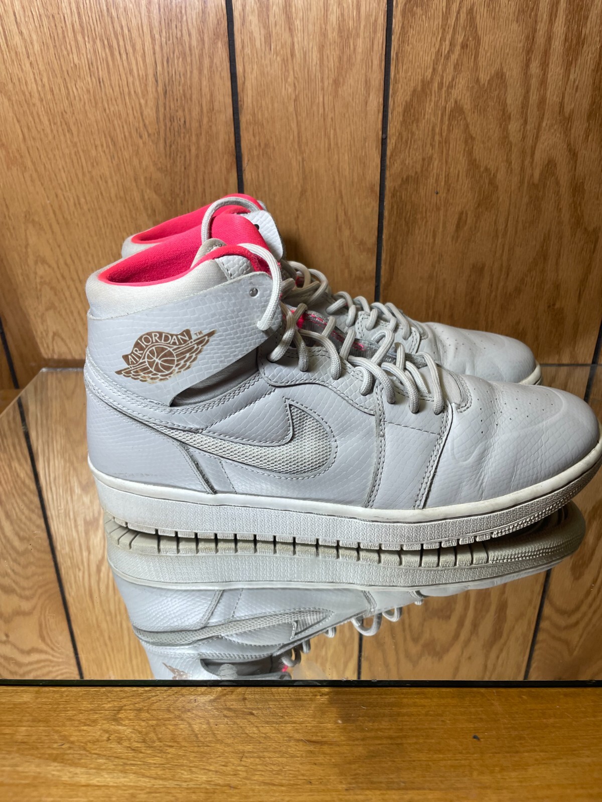 NIKE Air Jordan 1 ベージュ/ブラック 楽天市場】エアジョーダン1（ブランドナイキ・カラーベージュ