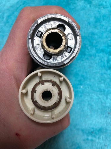 MAGNAVOX And Webcor  Spindle Record Adapter