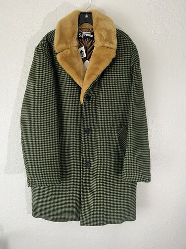 Supreme FW22 Fur Collar Car Coat In Hand Ready To Ship Size Supreme FW22 Fur Collar Car Coat In Hand Ready To Ship Size