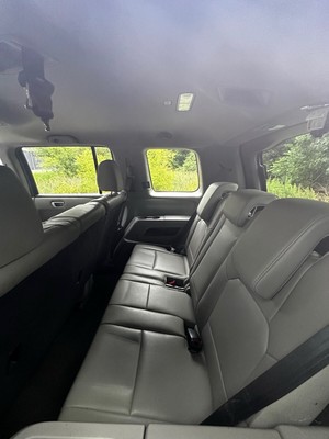 image 16 of interior