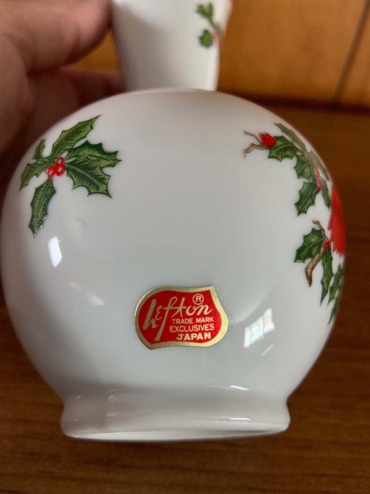 Vintage Lefton Vase 2851 with Cardinals Red Birds Gold Trim Red Label 6.5