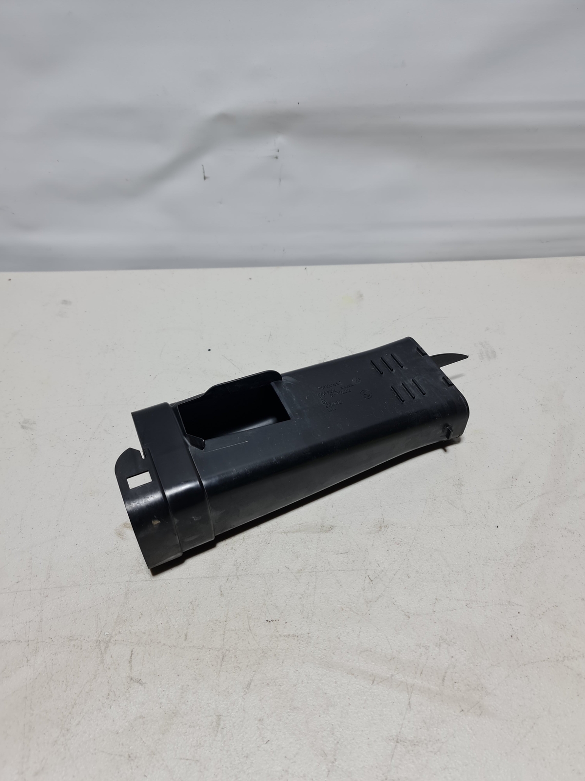 0 Bmw 2015-2020 13-71-7-846-265 13717846265 ENGINE Intake Duct Right 7846265 image 3