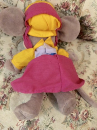 Applause Mouse Girl With Dress Plush 11”