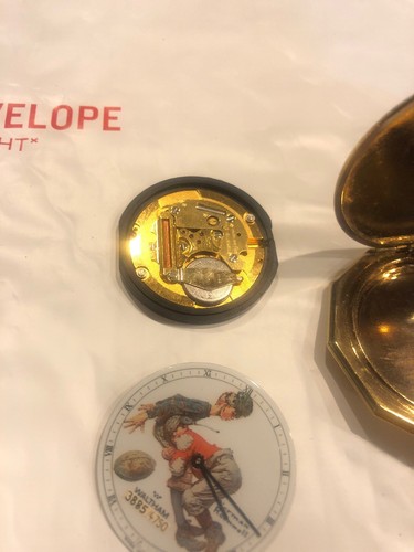 Vintage WALTHAM Norman Rockwell FOOTBALL TACKLE 3885/4750 Quartz Pocket Watch