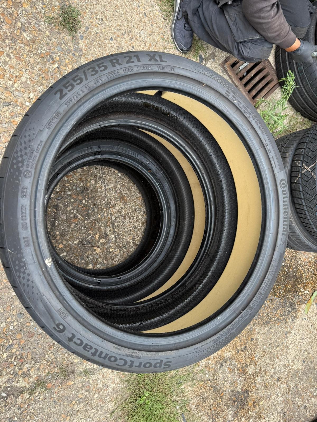 255 35 21 Continental, SC 6, A01, Foam XL, 98Y, x1 Tyre 6.5mm (F1_tyres) YD139