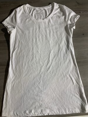 Women No Boundries White Tee Size M. (57)