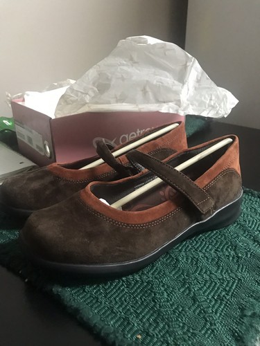 Womens Shoe Aetrex w/ Mosaic AdjustInsoles  Size 10 Brown Mary Jane E366W Julia