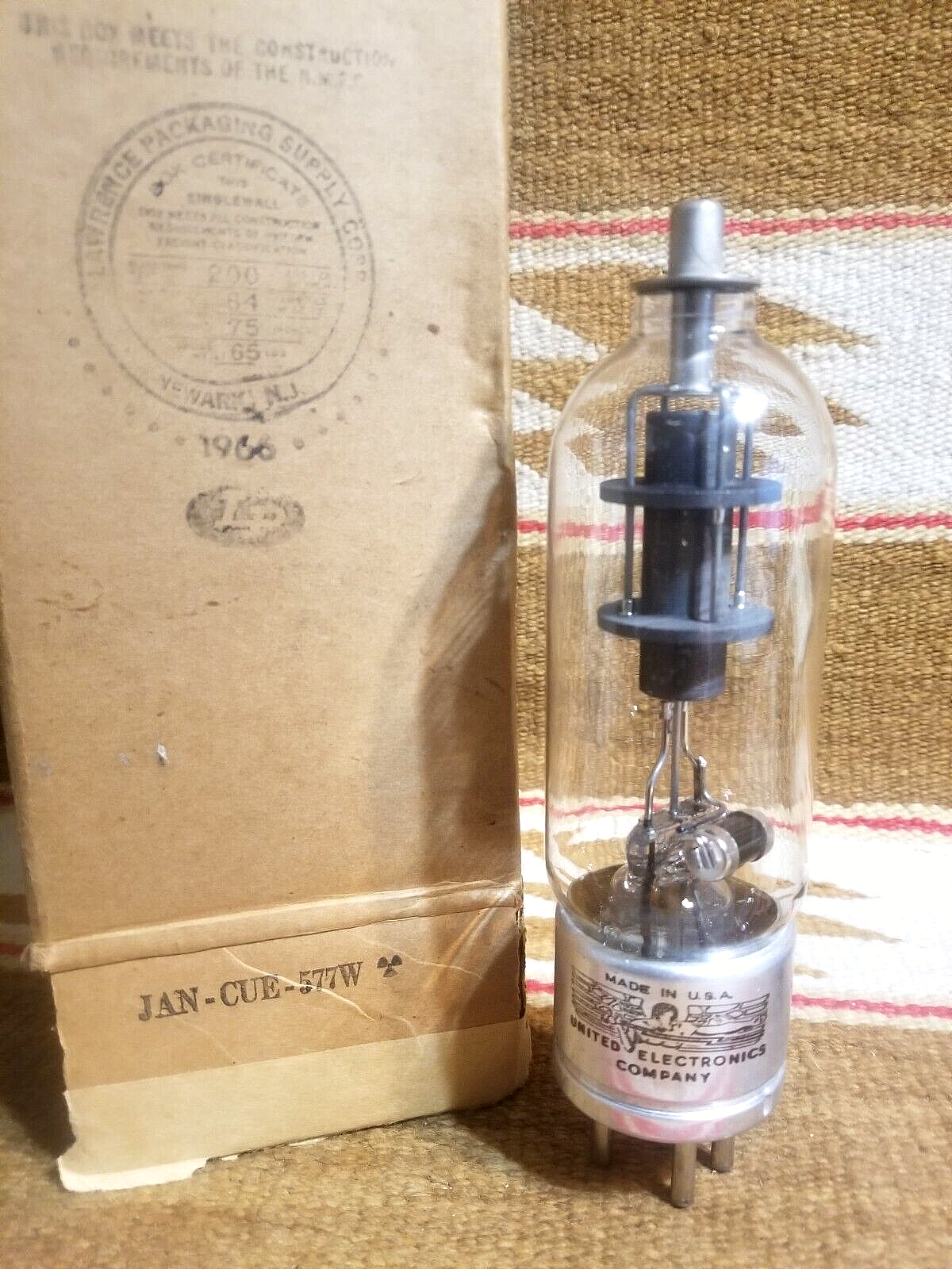 洋書 SPANGENBERG Vacuum Tubes File:Vintage German Wehrmacht Labeled Vacuum Tube (Wehrmacht