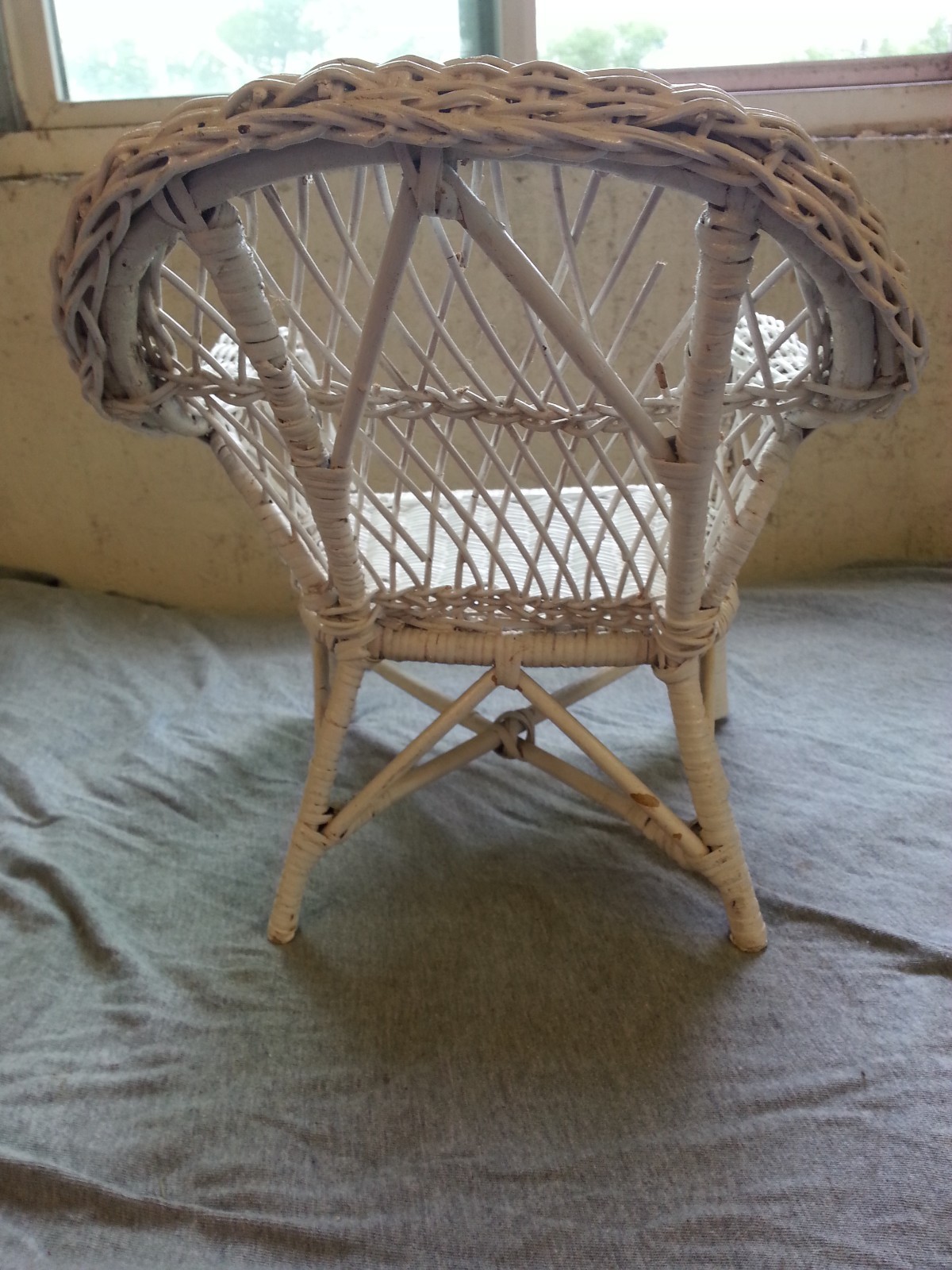VINTAGE WICKER DOLL CHAIR DECOR