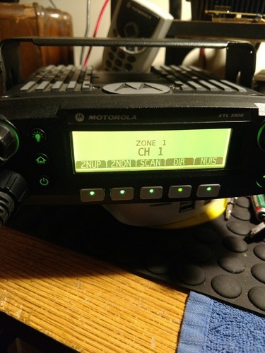 Motorola XTL 2500 UHF R1