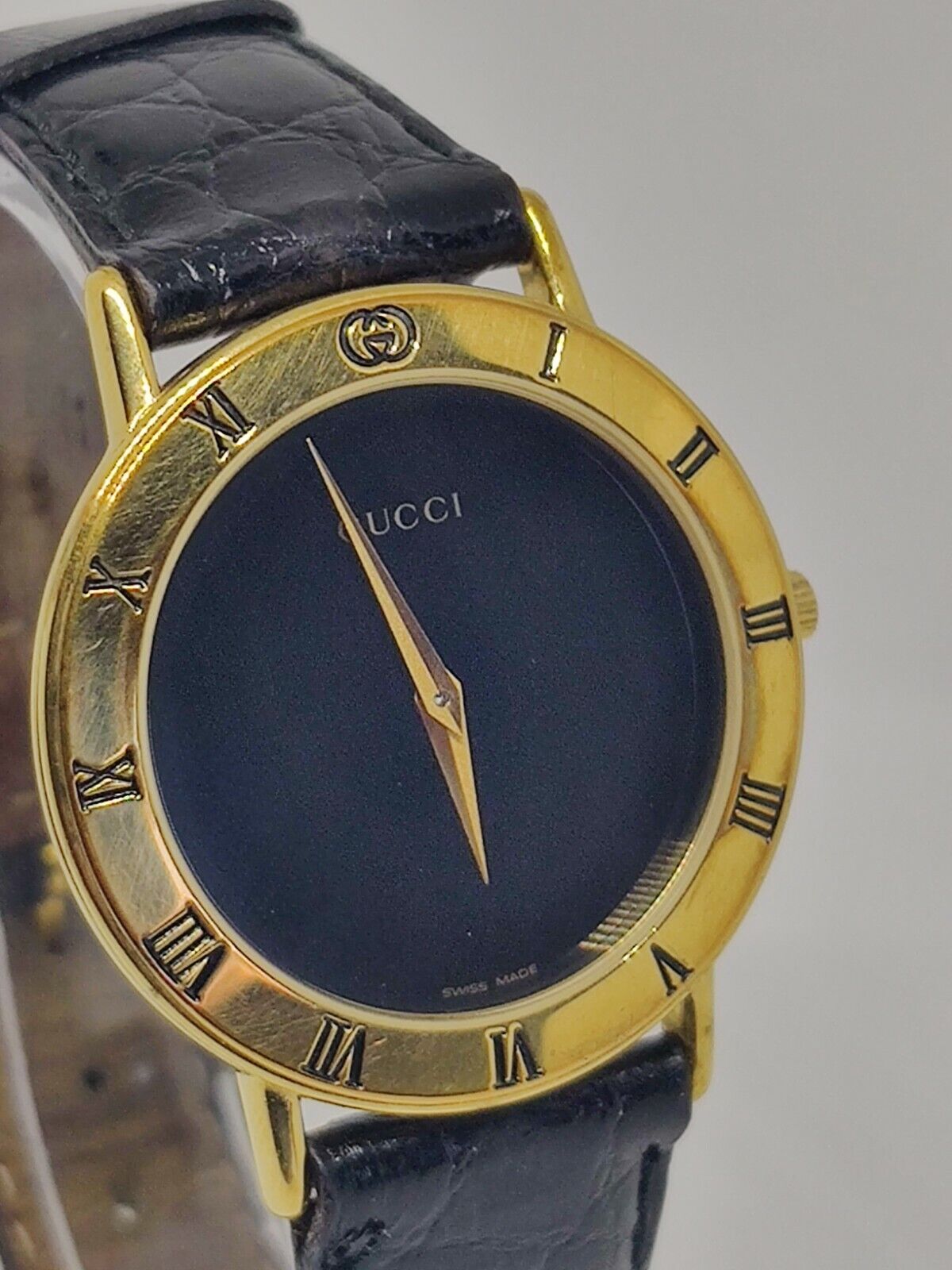 VINTAGE GENUINE GUCCI 3000.2.M GOLD PLATED WATCH | eBay VINTAGE GENUINE GUCCI 3000.2.M GOLD PLATED WATCH | eBay