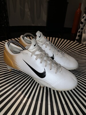 mercurial vapour 3