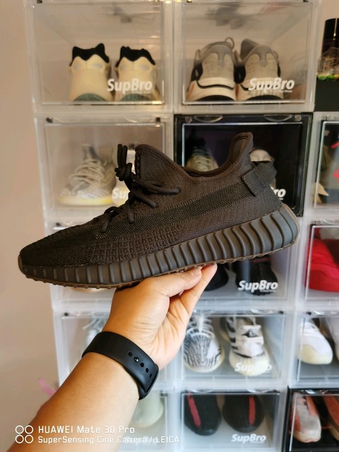 Which Yeezy 350 V3