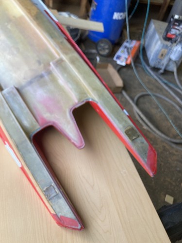 6S. LeeCraft Electric RC tunnel boat
