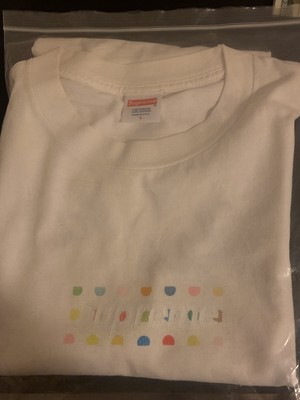 supreme hirst box logo
