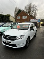 2015 Dacia Sandero 1.2 16V Ambiance 5dr HATCHBACK Petrol Manual