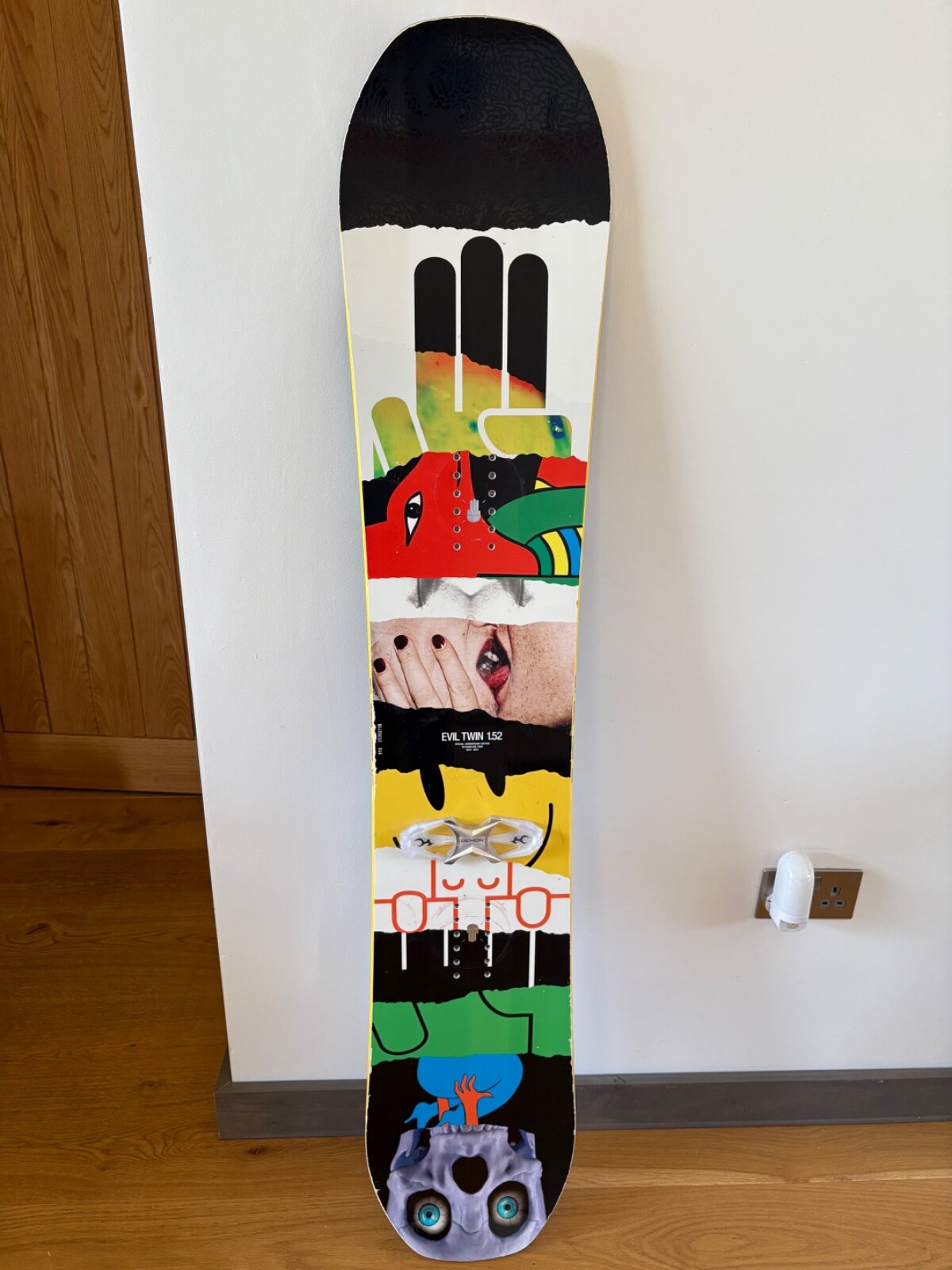 Bataleon Evil Twin Snowboard 152 (10th Anniversary - Limited