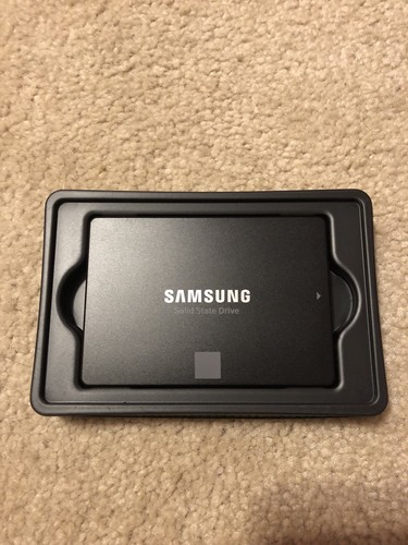 SAMSUNG 860 EVO Series 2.5