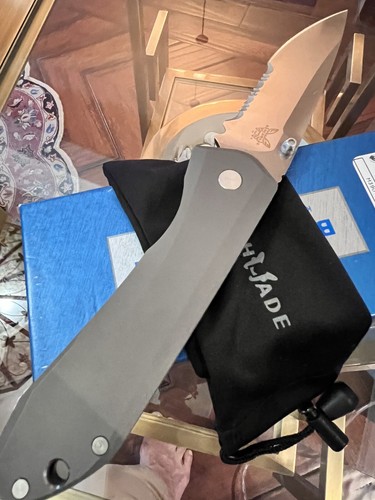 Benchmade 761 Large M390 Ti Bearing Monolock Titanium Pocket Knife Discontinued