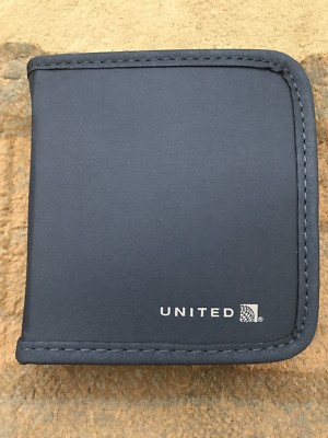 Vintage United Airline Rest And Refresh Kit