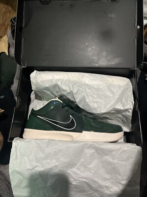 kobe protro 4 Undefeated fir Size 14 New