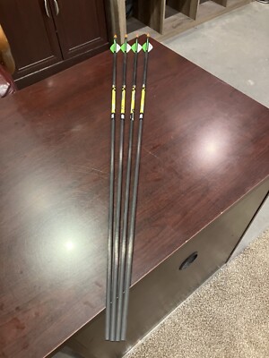 4 GOLD TIP HUNTER PRO 5575/400  ARROWS 2'' Blazer Vanes