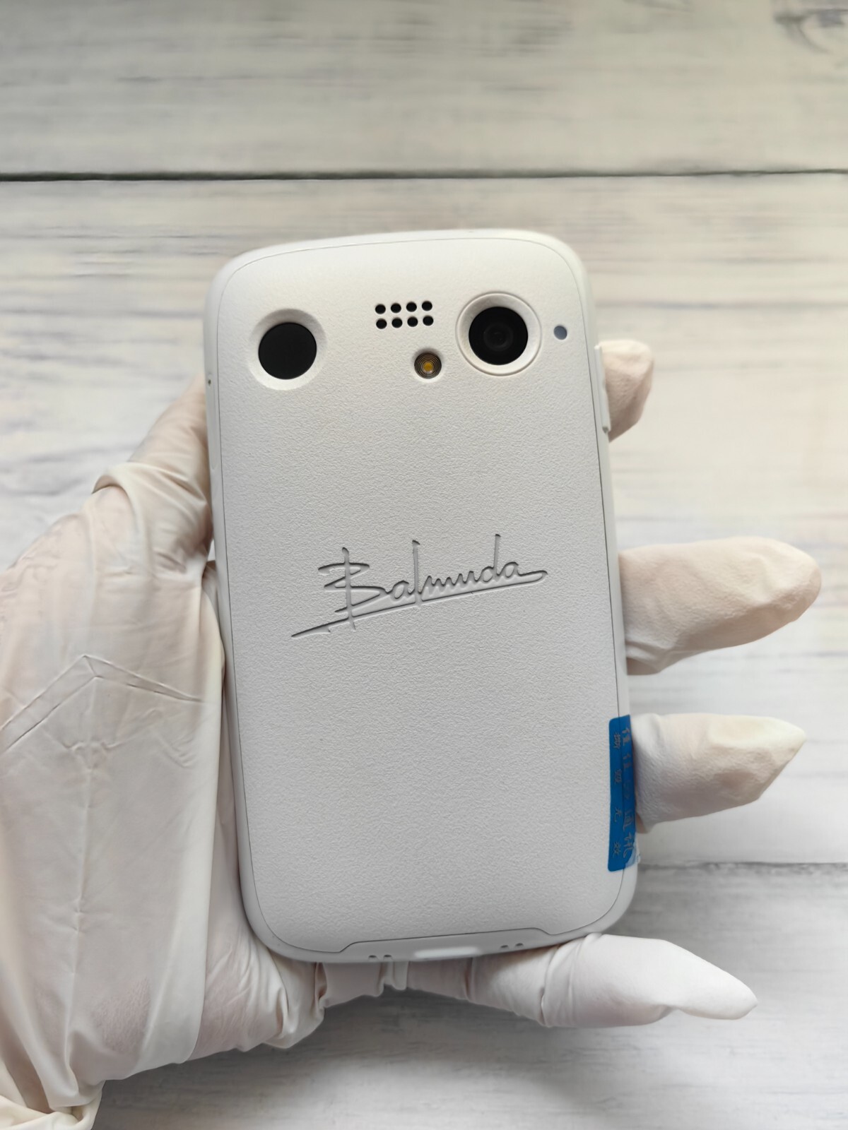 BALMUDA - 新品 BALMUDA Phone 4.9/8コア/6GB/128GB White BALMUDA Phone -6GB+128 GB - White (Unlocked)pebble-shaped