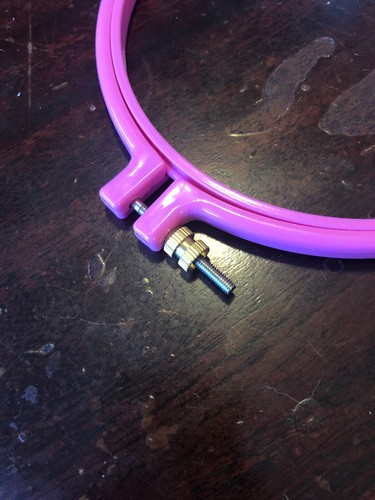 Yarnology Needle Art 6” Hoop 123992 2010 NWT FS