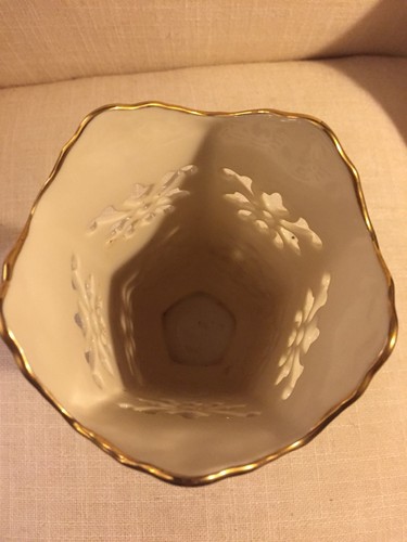 Preowned Used Lenox Langtry Collection Pierced 7