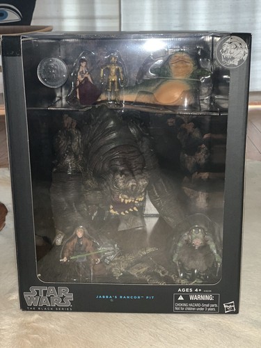 【送料込み】JABBA'S RANCOR PIT ジャバ　ランコアピット Star Wars The Black Series Jabba's Rancor Pit Toys R Us