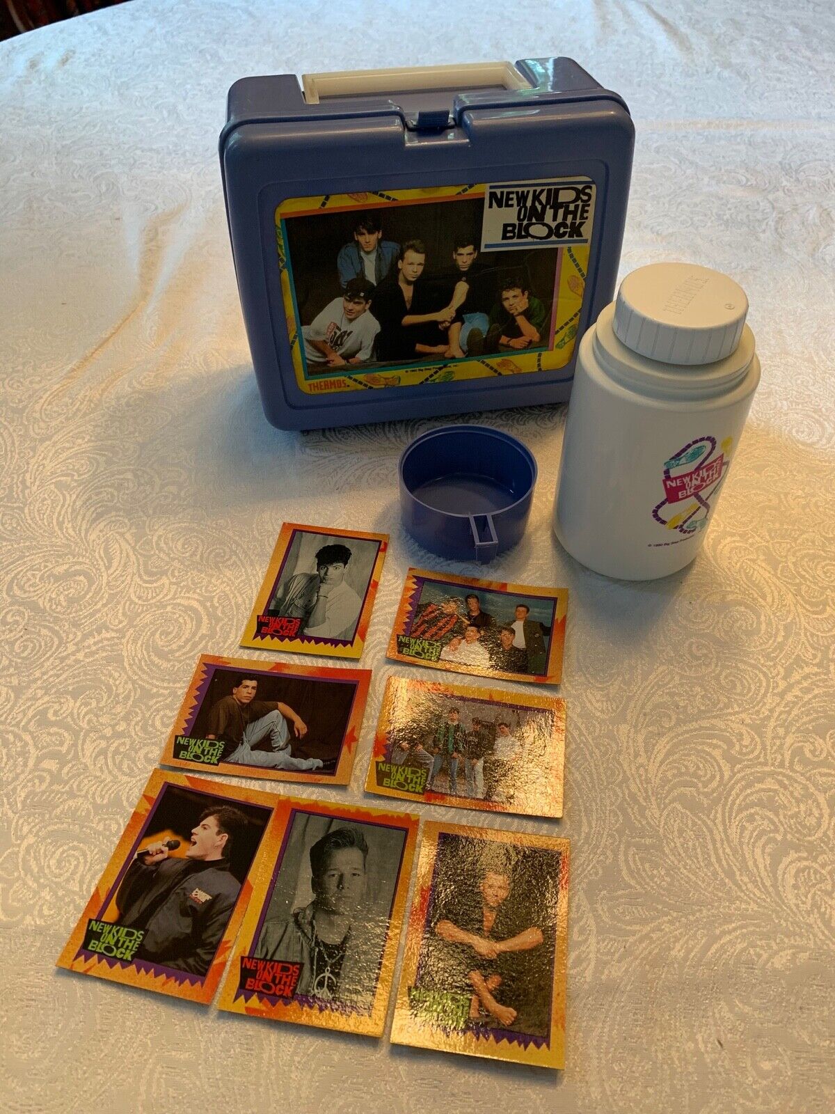 And Thermos, Trading Cards. Rare Blue !!