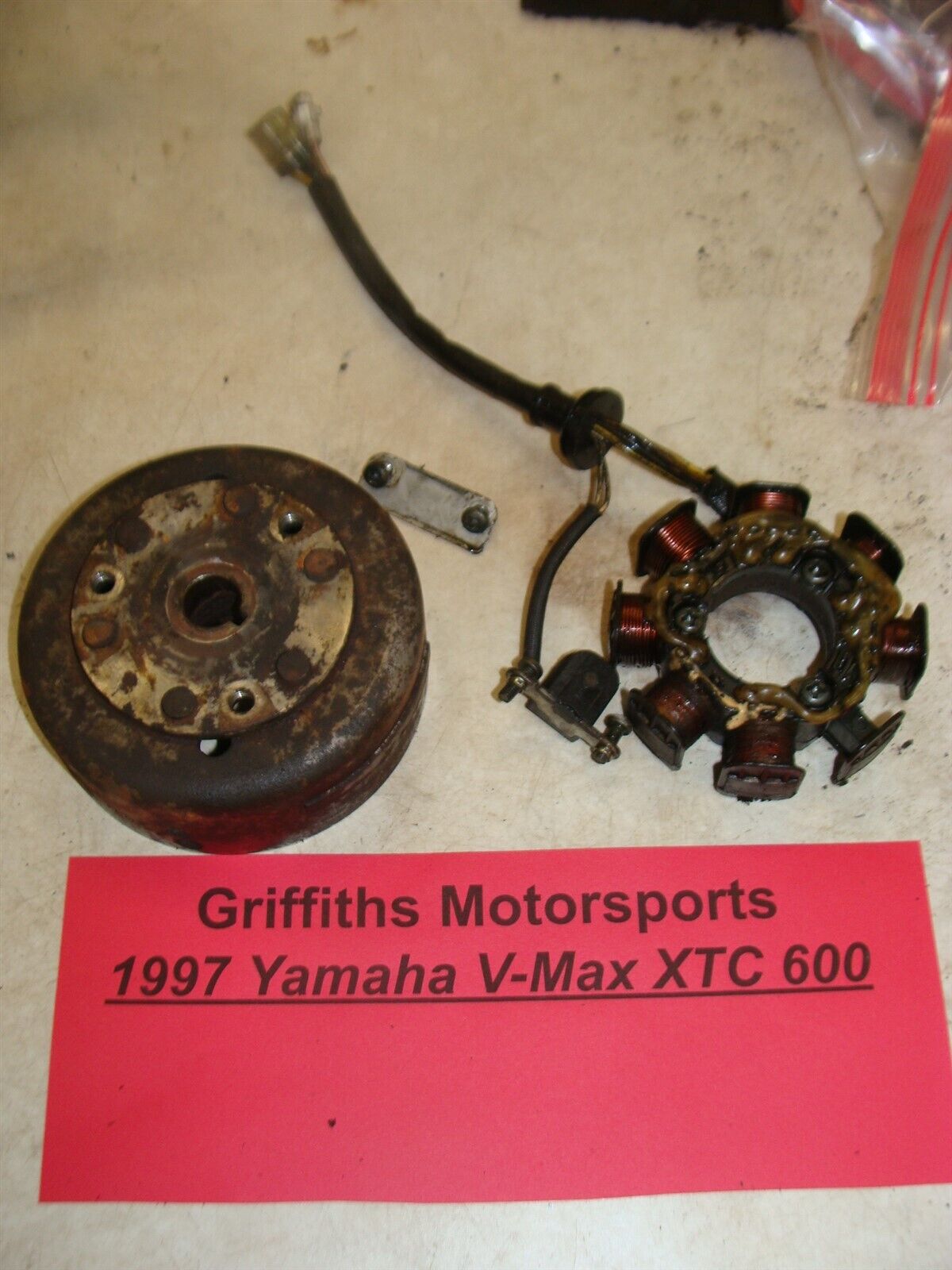 1997 YAMAHA VMAX 600 XTC 8CX oem stator gen generator 1997 YAMAHA VMAX 600 XTC 8CX oem stator gen generator
