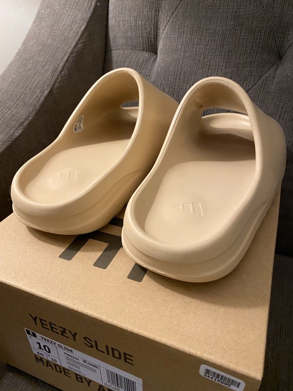 Kanye West x Yeezy Slide ResinYeezy Slippers Flip flops.
