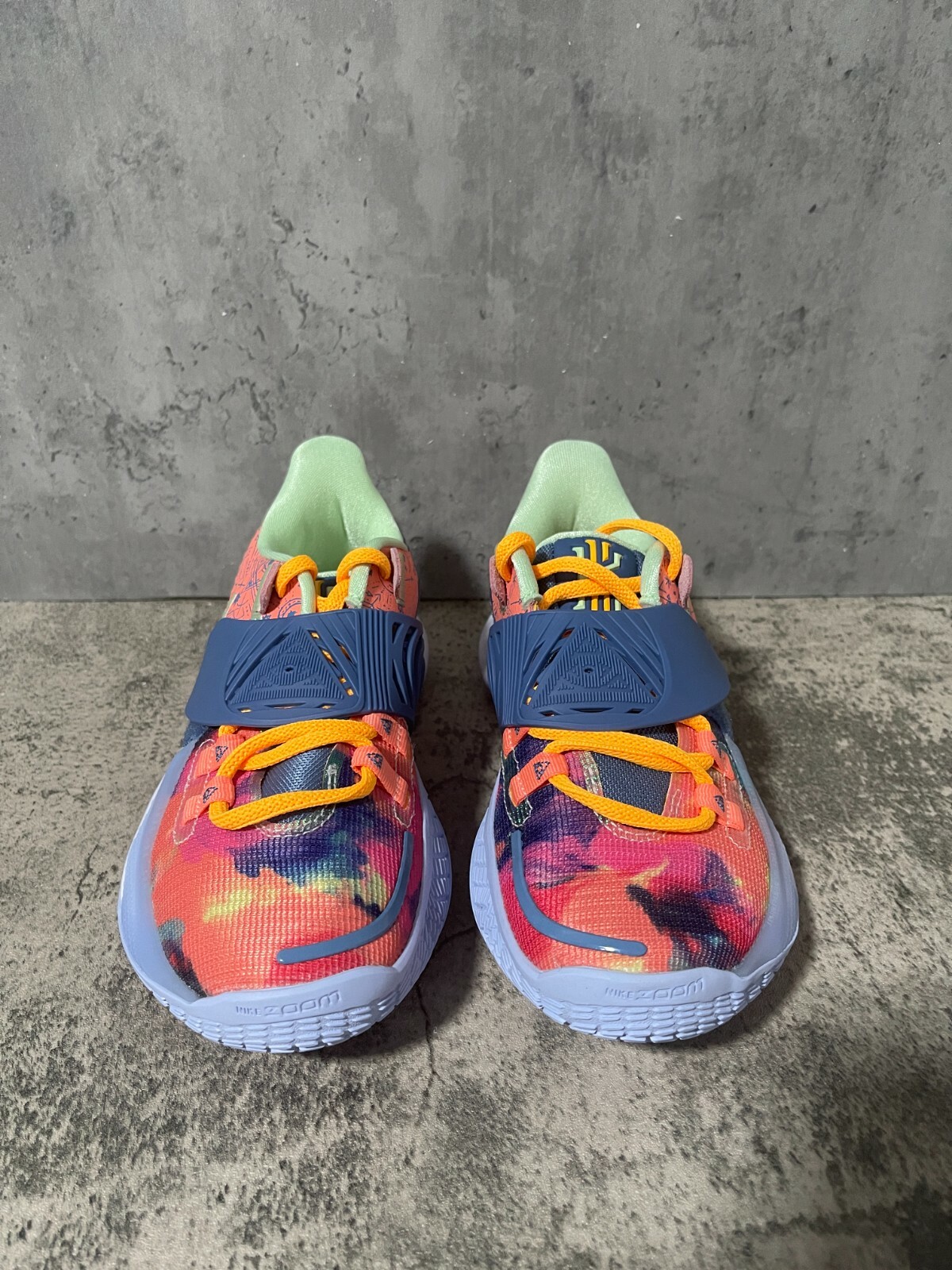Nike Kyrie Low 3 ''Harmony'' Atomic 