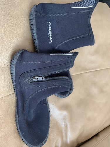 Mens Size 9 Akona Titanium Scuba Diving Snorkeling Ankle Boots Neoprene