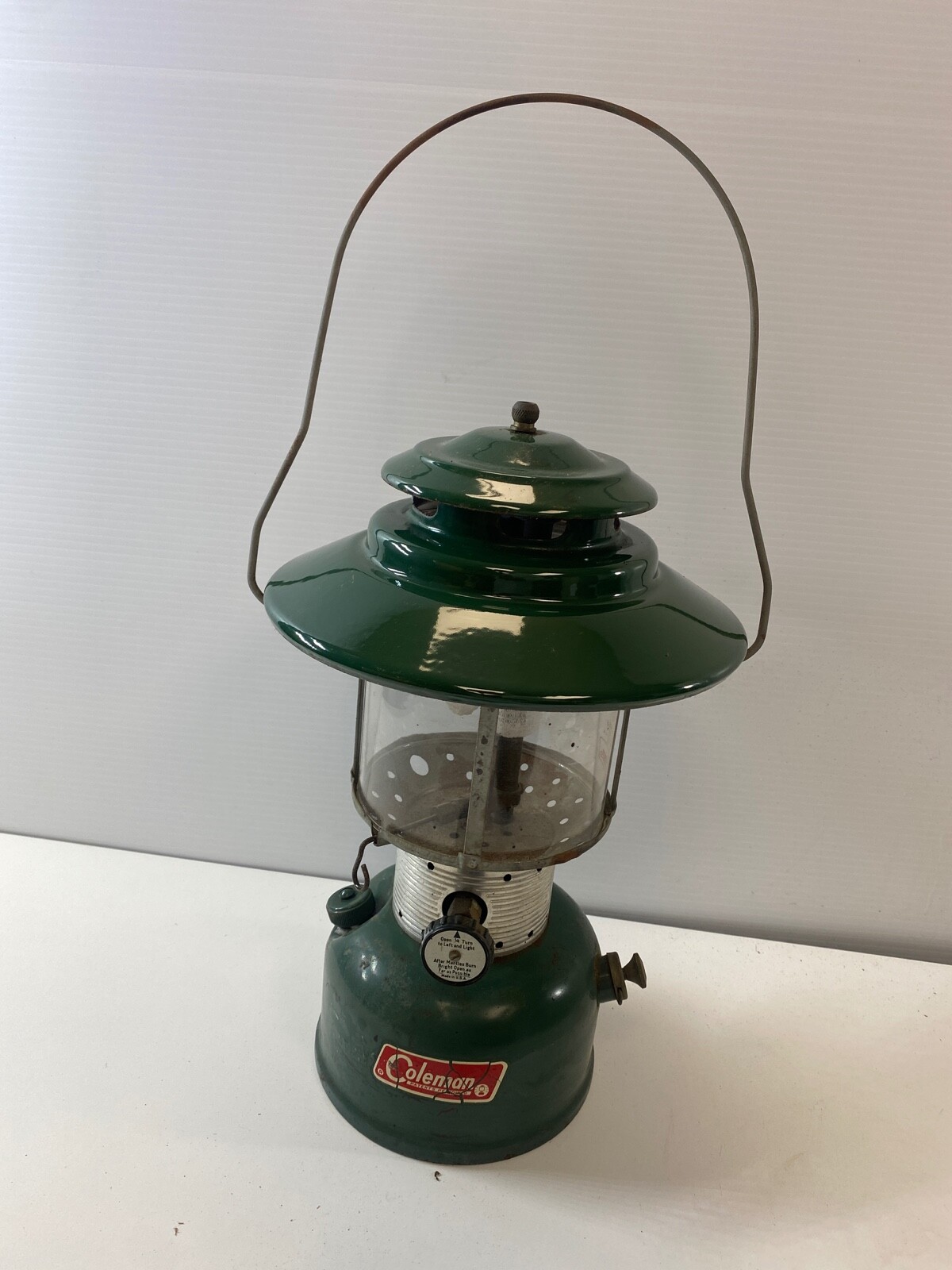 Vintage 1980s Coleman Gas/Kerosene Lantern のeBay公認海外通販｜セカイモン