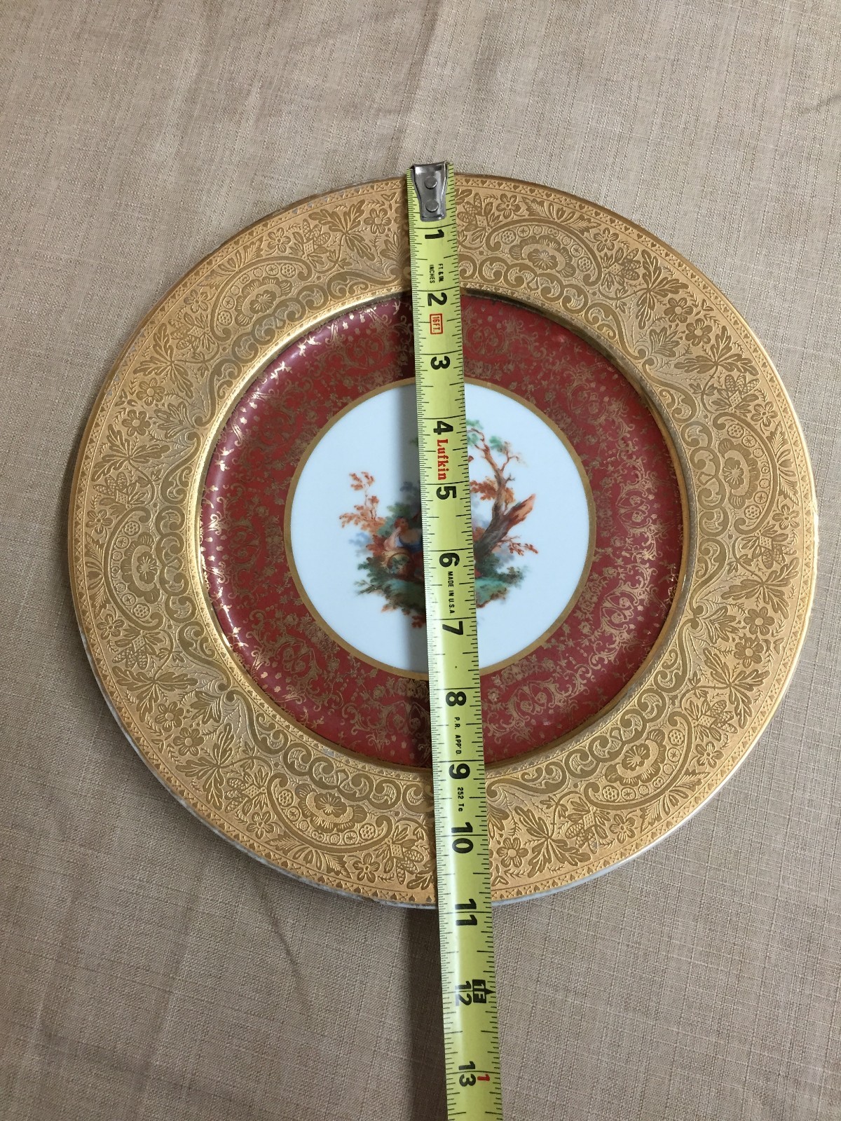 Royal-Crown China 11 Inch 22 KT. Gold Decorated Collectors Plate Colonial Scene