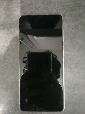 Samsung Galaxy S21 5G SM-G991B/DS - 256GB - Phantom White (Unlocked)