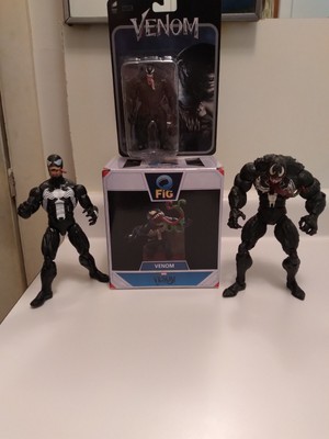 Marvel Venom Action Figure lot of( 3) & Q Fig small 5'' statue, 2 new, 2 displayd