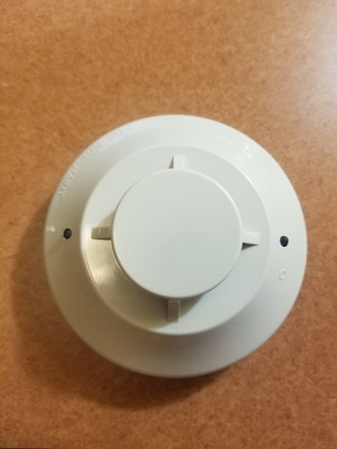 MIRCOM MIX-2251B PHOTOELECTRIC SMOKE DETECTOR, USED GREAT CONDITION