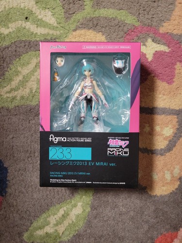 figma 233 レーシングミク 2013 EV MIRAI Ver. セット Set Racing Miku 2013 EV Mirai Ver. Max Factory Figma 233 EX