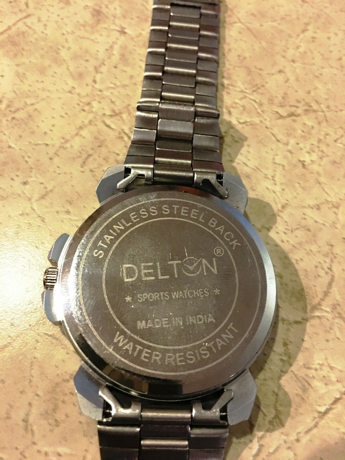 FOREIGN WATCH! DELTON RARE Made in INDIA, Quartz, Analog, Collectible