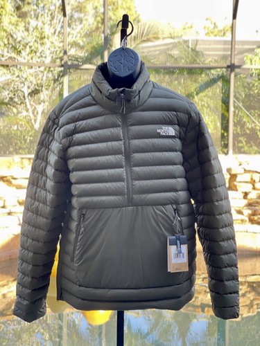 The North Face Slim Fit 700 Fill Down Jacket for Men - Water