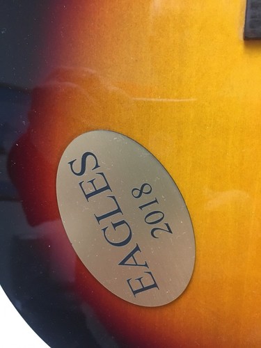 VINCE GILL OF THE EAGLES SIGNED FULL SIZE ACOUSTIC GUITAR PSA/DNA COA!