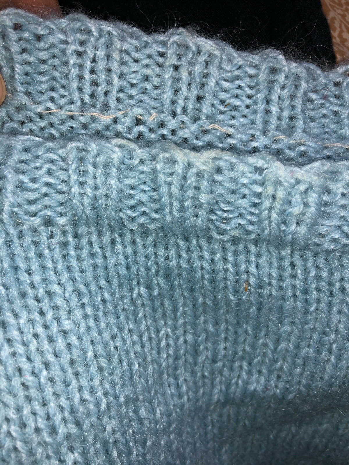 wonderful RObins Egg Blue HAND KNIT wool crew neck sweater 4-5 years