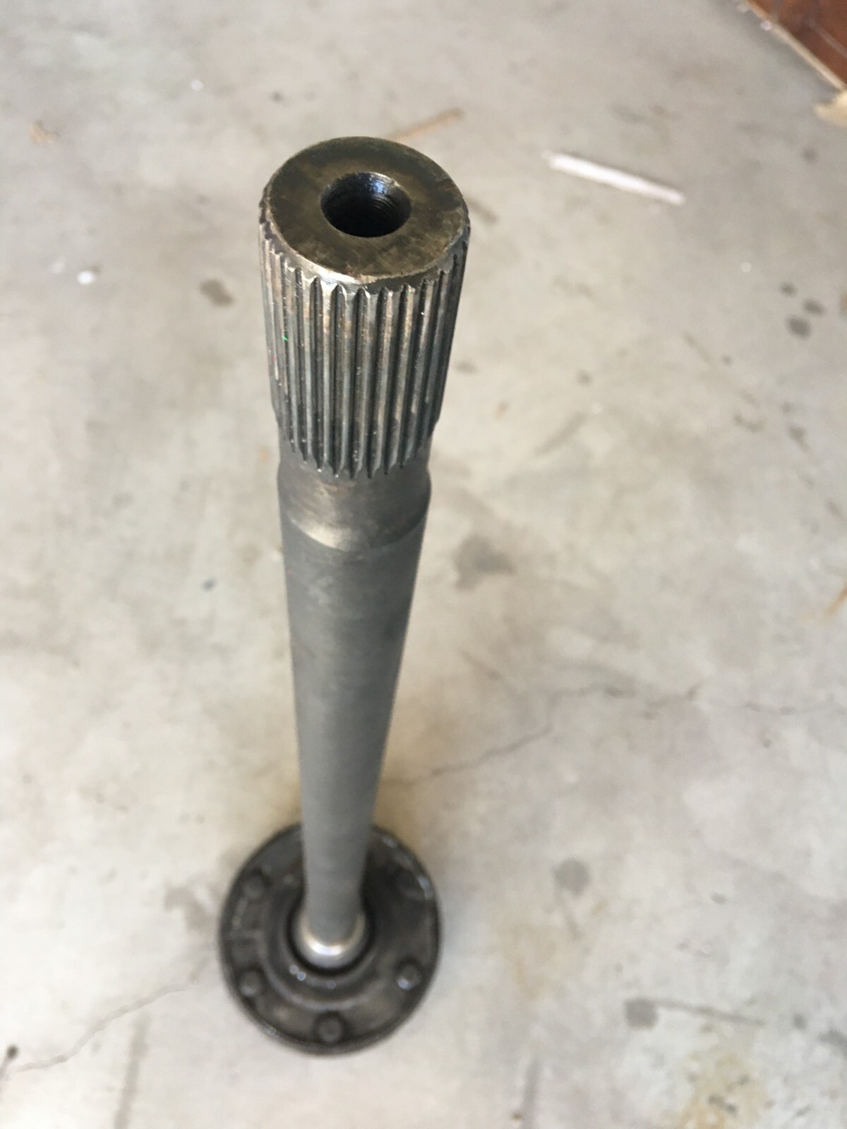 Specialty Products Differential Cover 14-Bolt 73-95 GM Specialty Products Differential Cover 14-Bolt 73-95 GM