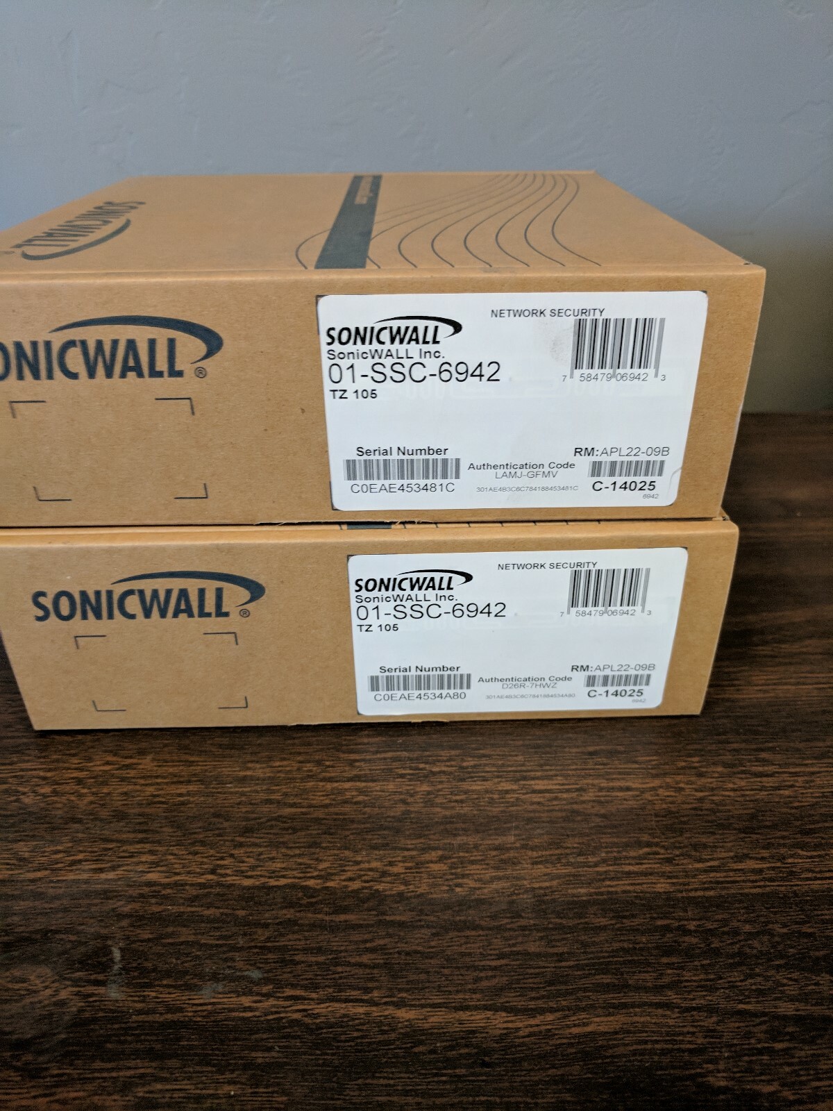 SonicWall TZ105 APL22-09B With Power Supply