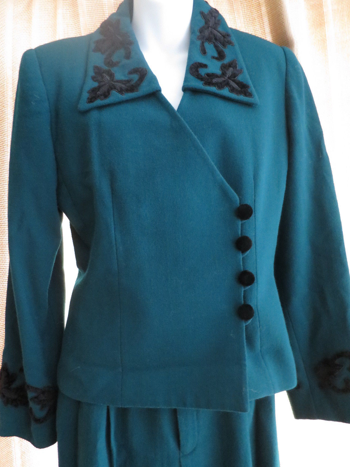 Kasper Pant Suits for Women