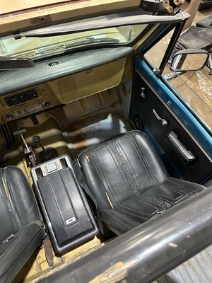 image 9 of interior