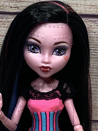 Monster High Doll Draculara Freaky Fusion Dracubecca